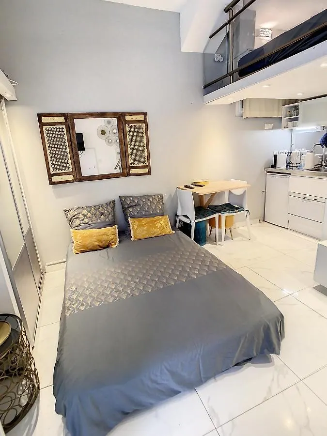 Appartement T1 Centre Ville, Vieil Antibes, Port, Gare et Plage 4PERS France